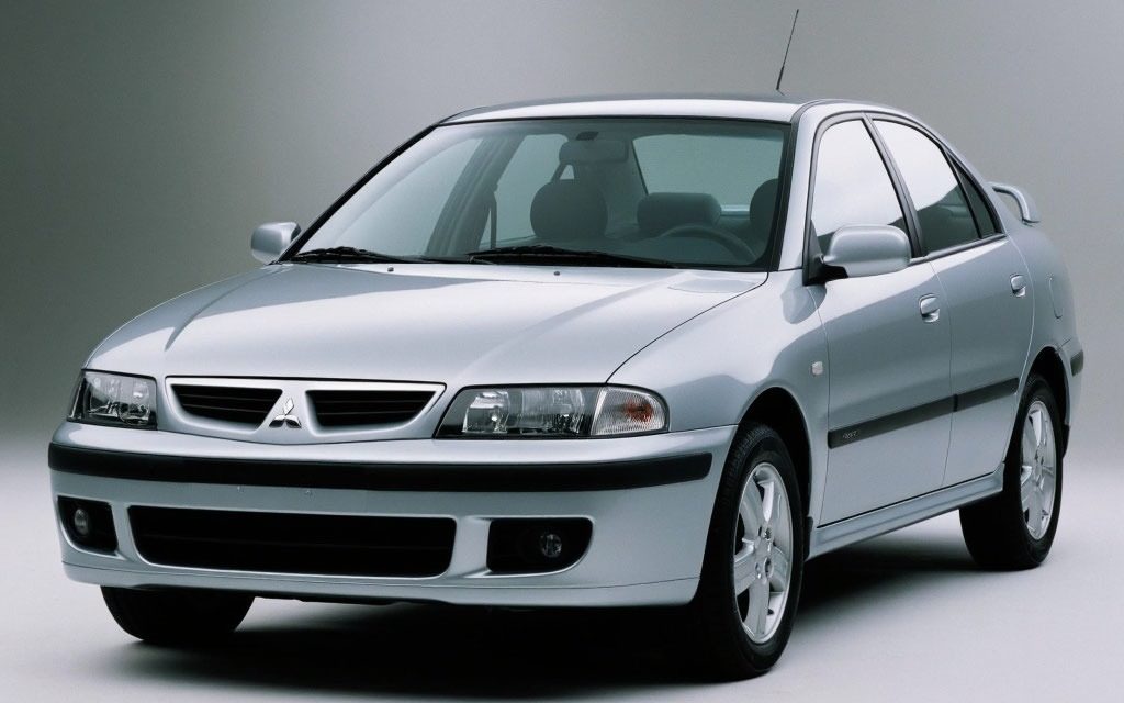 Почему старую Mitsubishi Carisma ищут до сих пор: честный рассказ о моторах, ржавчине и трёх звёздах